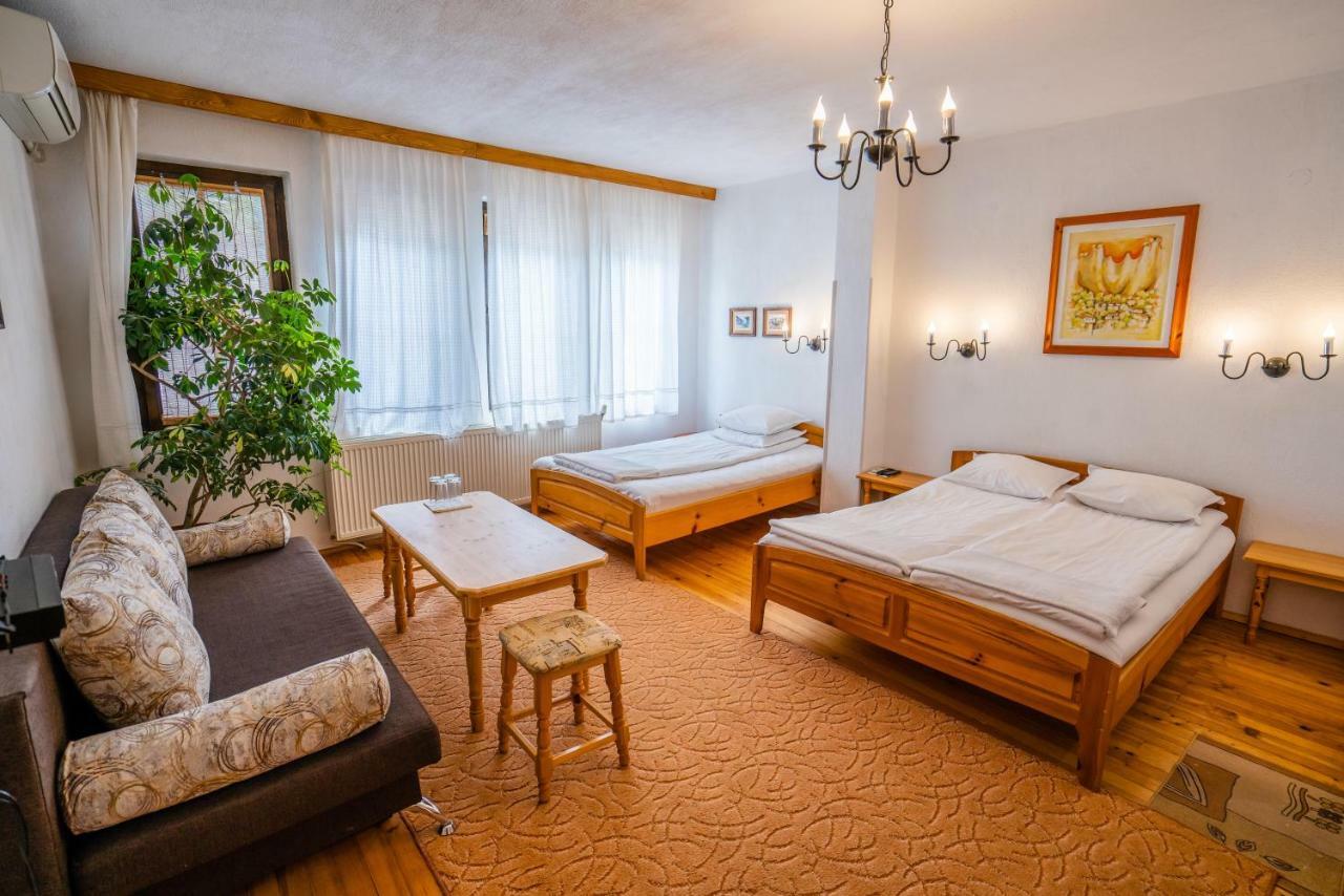 Toni'S Guest House Melnik  Buitenkant foto