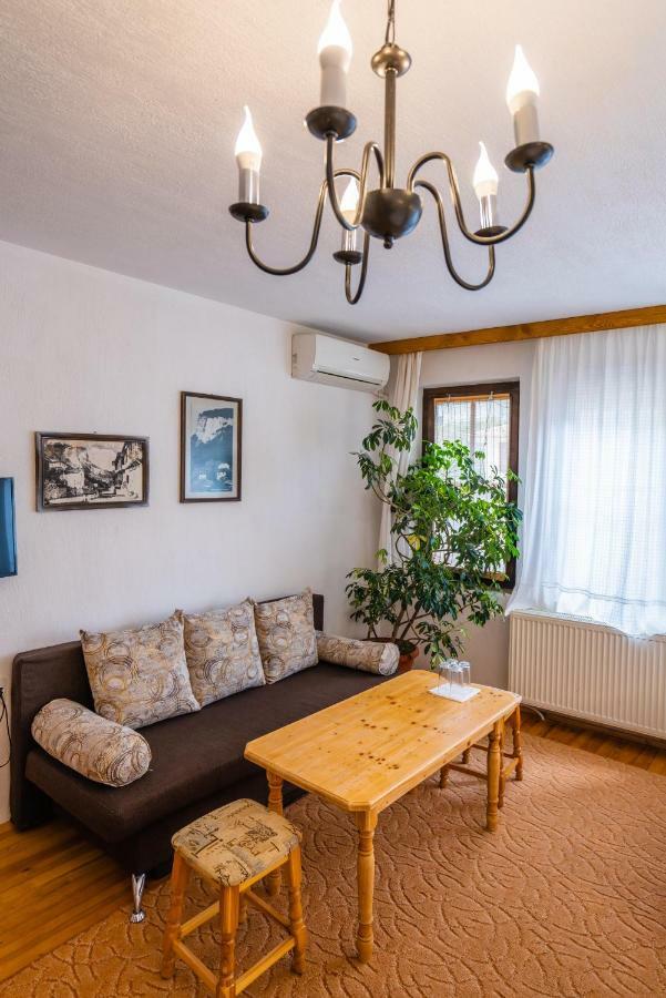 Toni'S Guest House Melnik  Buitenkant foto